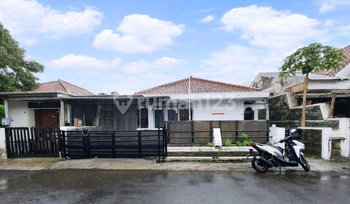 Rumah Lama Siap Huni di Turangga Bandung Dekat Tsm Sesko Tni