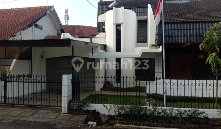 Rumah Besar di Turangga Buahbatu Bandung Rumah Besar di Turangga Buahbatu Bandung