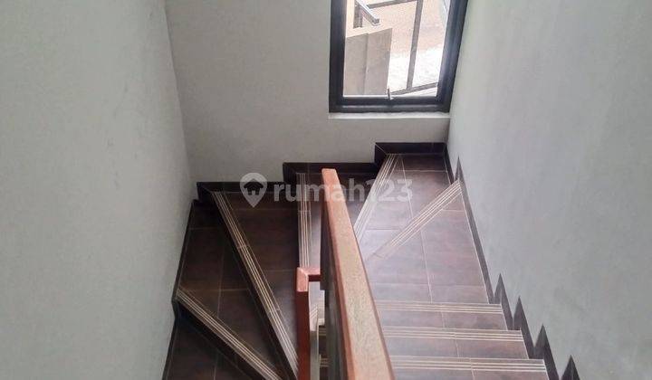 Rumah Baru 2 Lantai di Villa Melati Mas 70jt th 10