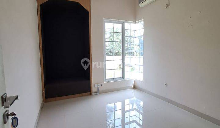 2 Lantai Siap Huni Bagus Dan Luas di Villa Melati Mas Bsd 11