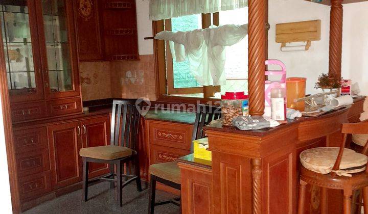 Sewa Rumah Hook Besar Ada Kolam Renang di Giriloka Bsd 8