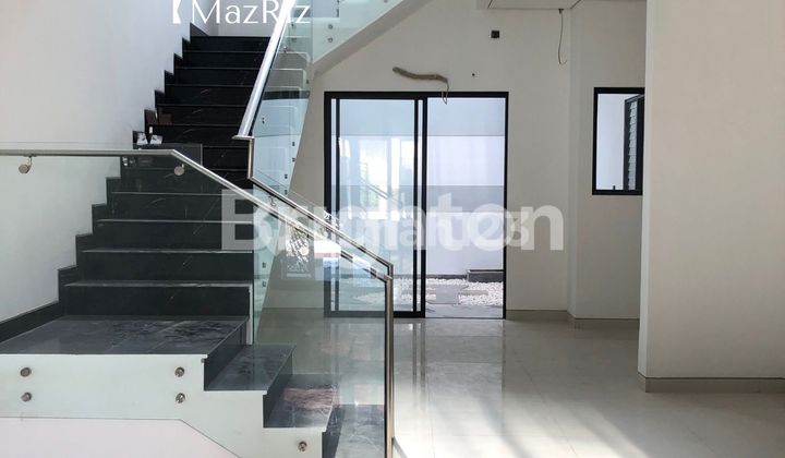 rumah baru 2 lantai di darmo permai surabaya barat 2