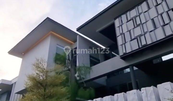 Dijual Rumah Mewah Siap Huni Di Pakuwon Indah Surabaya 1