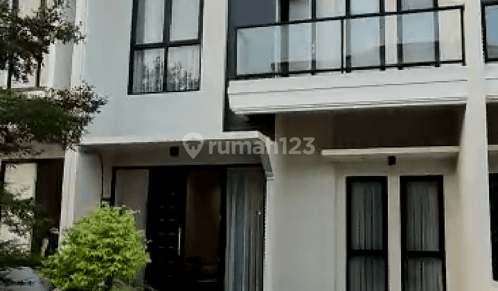 Rumah 2 Lantai Ready Siap Huni dan Murah di Jatisampurna, Bekasi 1