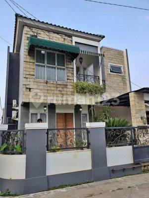 Rumah Elegant 2 Lantai Siap Huni, Murah di Klapa Nunggal, Bogor 1