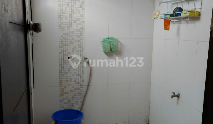 Rumah Murah 2 Lantai dalam Komplek di Mutira Gading Timur, Bekasi 6
