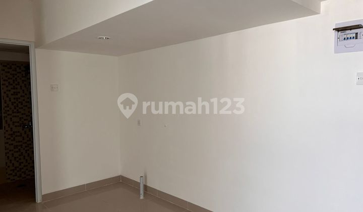 Apartment Near the Train Station 2