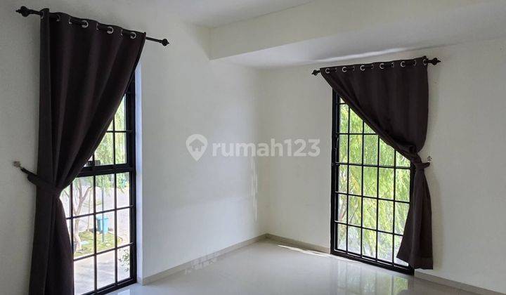 Langka Eastern Park Sukolilo Minimalis Trawat Hook Cantik 2lt Dingin Hdp Selatan 2