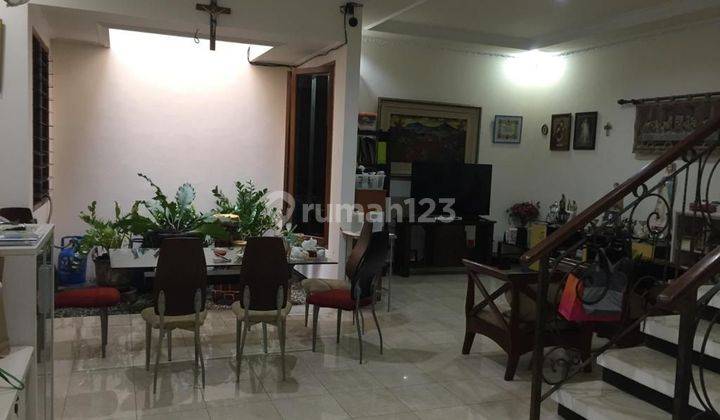 Langka Raya Tenggilis Jln Kembar Rmh Siap Huni 2lt Slangkah Ubaya 2