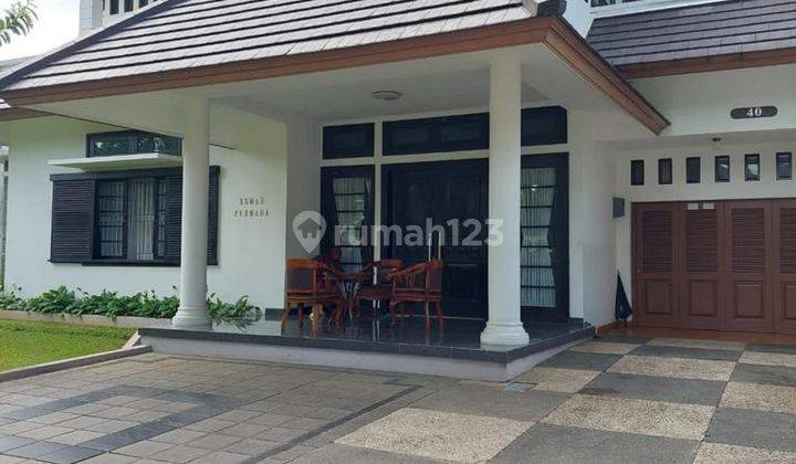 Rumah Bagus Semi Furnished SHM di Cimanuk, Bandung 1