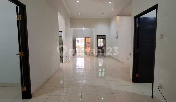 Disewakan Rumah Nyaman di TKI 3 – Lokasi Strategis, Harga Terjangkau!