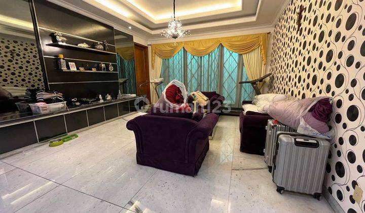 Rumah Mewah 2 Lantai Full Marmer , Semi Furnish  Di Pluit Selatan  1