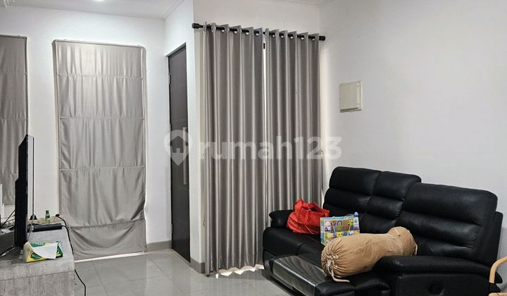 Disewakan Rumah 2 Lantai Di Pik 2 Milenial 3 Kamar Tidur Semi Furnish Dan Siap Huni 2