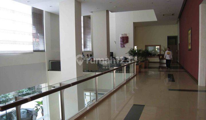 Patria Park Lantai Mezzanine 2