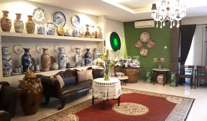 Rumah 2 Lantai Bagus SHM di Kebayoran Baru, Jakarta Selatan