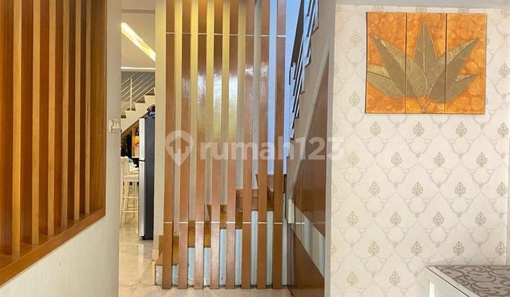 Rumah Grisenda 3 Lantai Bagus Furnished PIK Jakarta Utara 6