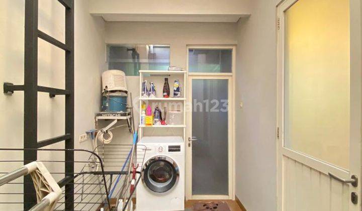 Rumah Grisenda 3 Lantai Bagus Furnished PIK Jakarta Utara 15