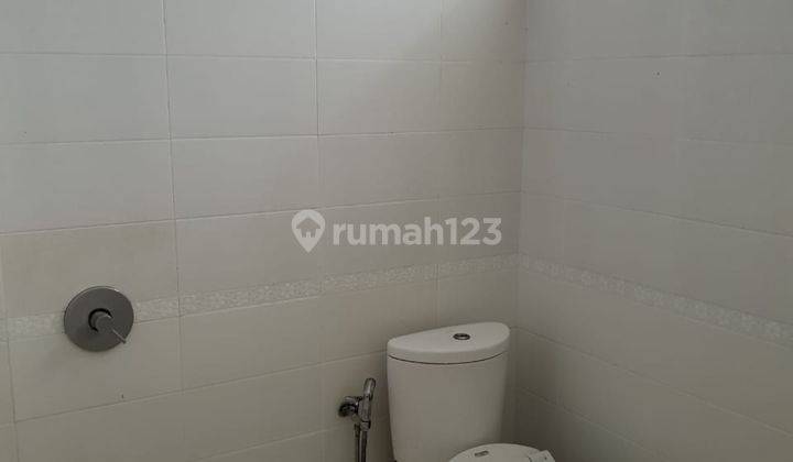Rumah golf lake lebar 6 ksongan ccok bt milenial 8