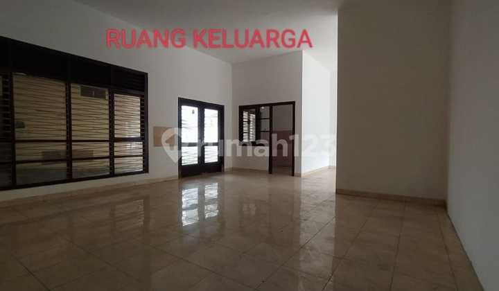 Disewakan Rumah+ Gudang untuk  usaha di Ngagel jaya selatan 2