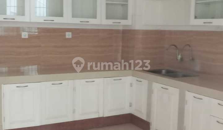 Dijua Rumah Di Manyar Rejo  2