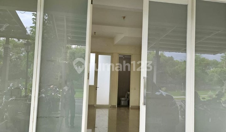 Disewakan Ruko Bizhome Pakuwon City Disewakan Ruko Bizhome Pakuwon City