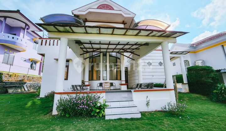 Dijual  Villa Puncak trawas 
