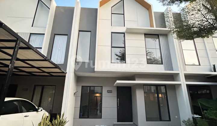 Dijual Rumah Eastern Park 