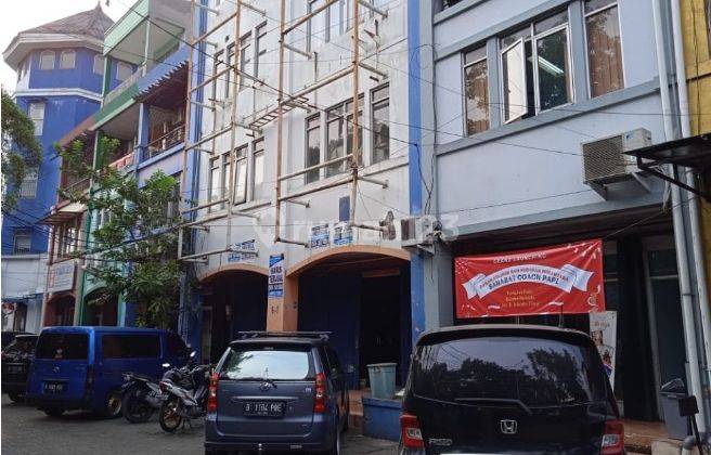 Ruko Gandeng 5 Lantai di Duren Sawit, Jakarta Timur 1