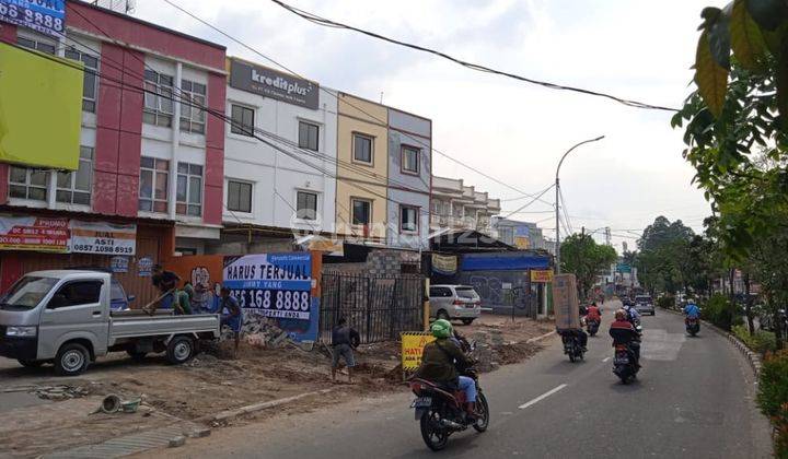 Ruko Gandeng 3 Lantai di Cipondoh, Tangerang Selatan 2