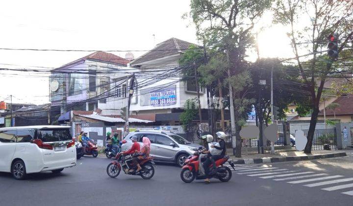 Rumah Hoek Strategis Kosong di Kramat Pela, Jakarta Selatan 2