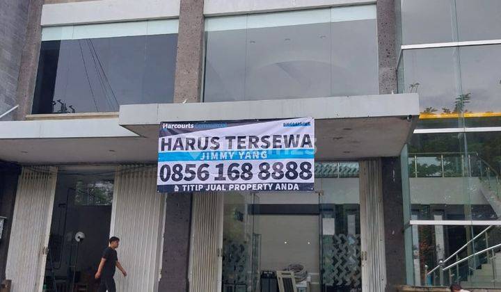 Ruko Ex Kantor Bank Siap Sewa Design Modern di Denpasar, Bali 1