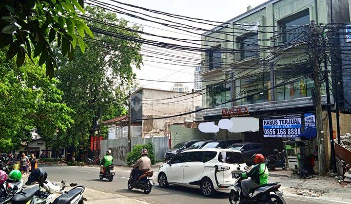 Ruko 3 Gandeng SHM Lokasi Strategis di Kebayoran Lama, Jakarta Selatan 2