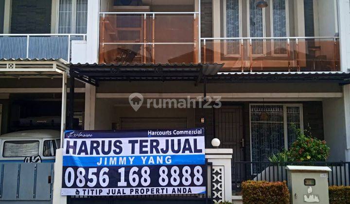 Rumah Minimalis Modern 2 Lantai di Perumahan Sakura Regency 3, Bekasi 1