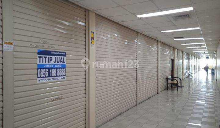 Kios Turun Harga Banting di Itc Cempaka Mas, Jakarta Pusat 2