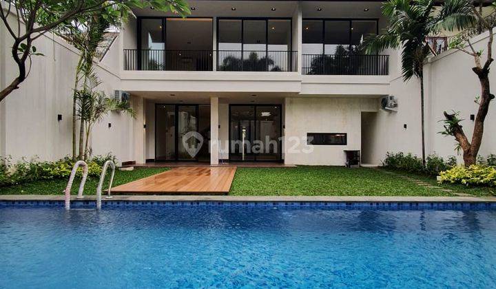 Rumah 2 Lantai Bagus Unfurnished SHM di Kemang Selatan, Jakarta Selatan 1