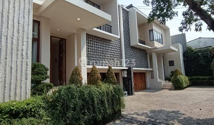 Rumah 2 Lantai Bagus Unfurnished SHM di Kemang Selatan, Jakarta Selatan 2