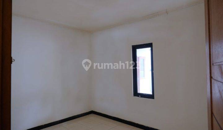 Rumah Bagus Unfurnished SHM di Jl. Kp.perigi, Lengkong Wetan, Serpong, Tangerang Selatan 2