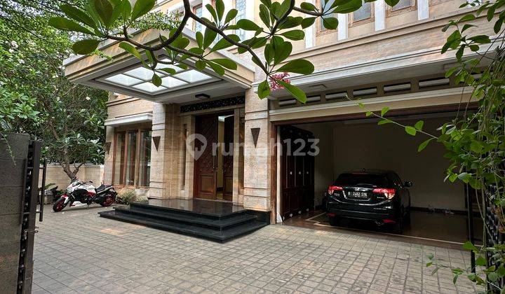 Rumah 2 Lantai Bagus Semi Furnished SHM di Sekolah Duta Raya, Pondok Indah, Jakarta Selatan 1