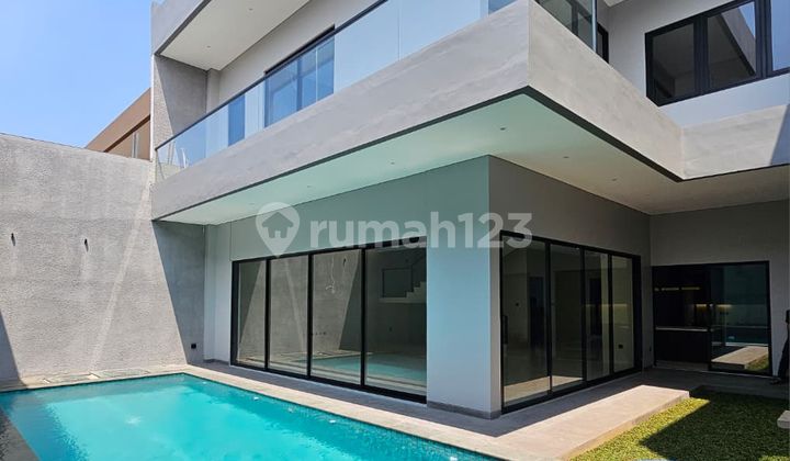 Good House Unfurnished SHM Bintaro, South Tangerang