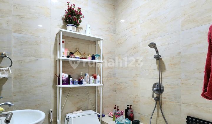 Rumah Bagus Unfurnished SHM Kebayoran Lama, Jakarta Selatan 2