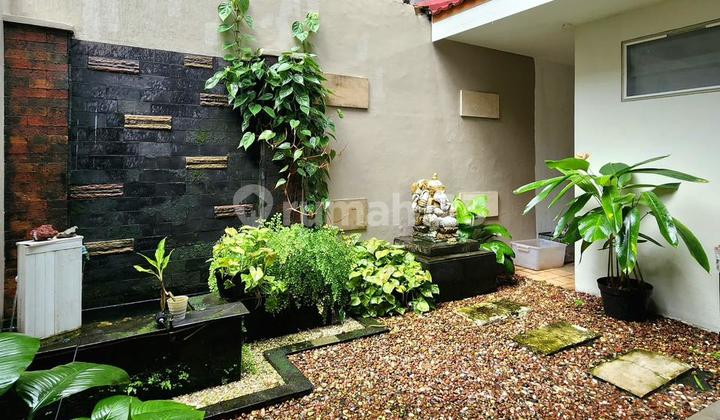 Rumah, 2 Lantai, SHM, di Kebayoran Lama