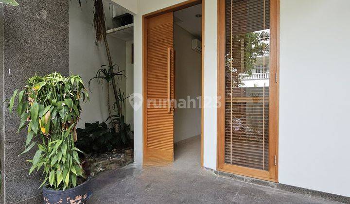 Rumah 2 Lantai Bagus Unfurnished SHM di Kemang Utara, Jakarta Selatan 2