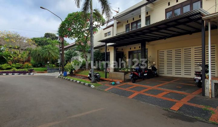 Nice House Unfurnished SHM Bintaro, South Tangerang 2