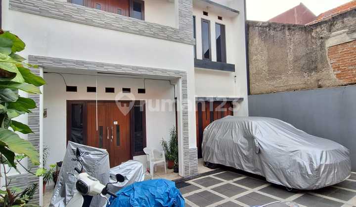 Rumah, 2 Lantai, SHM, di Cirendeu