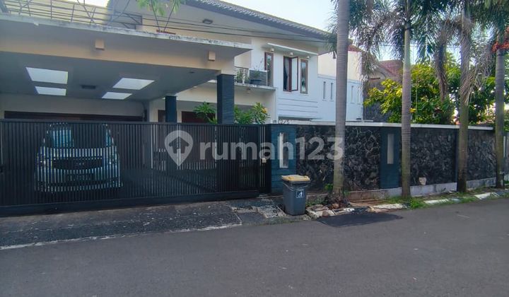 Rumah, 2 Lantai, SHM, di Bintaro