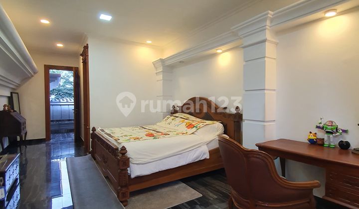Rumah Bagus Semi Furnished SHM Sentul City, Bogor