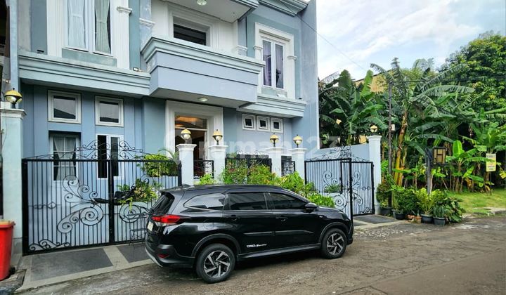 Good House Unfurnished Freehold Title Gandaria, South Jakarta 2