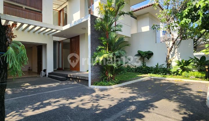 Rumah Bagus Unfurnished SHM Kemang, Jakarta Selatan Rumah Bagus Unfurnished SHM Kemang, Jakarta Selatan