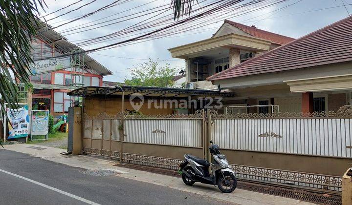 di Jalan Amir Dekat Pejaten, Jakarta Selatan, Jakarta Selatan 2