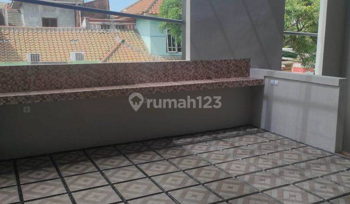 New Listing Ruang Usaha 4